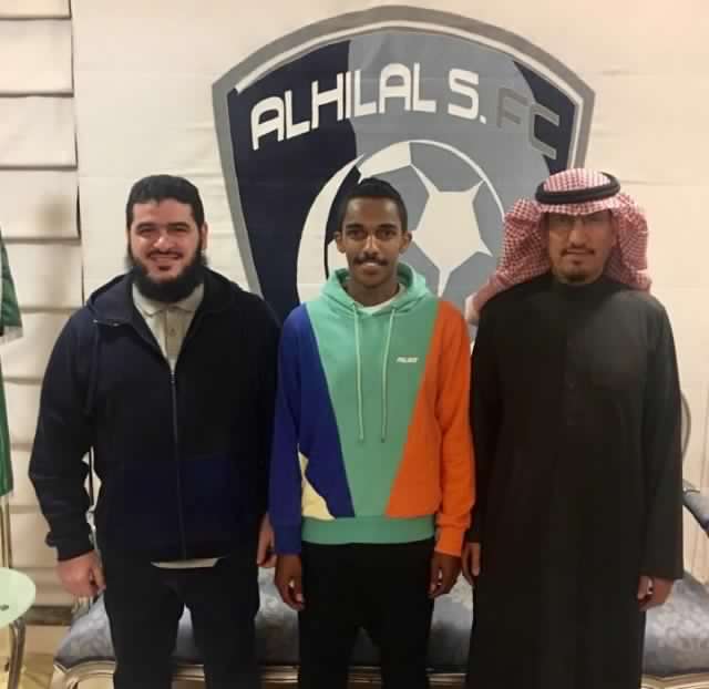 مجلس الإدارة يوقع مع لاعب أولمبي الهلال نهار العابد